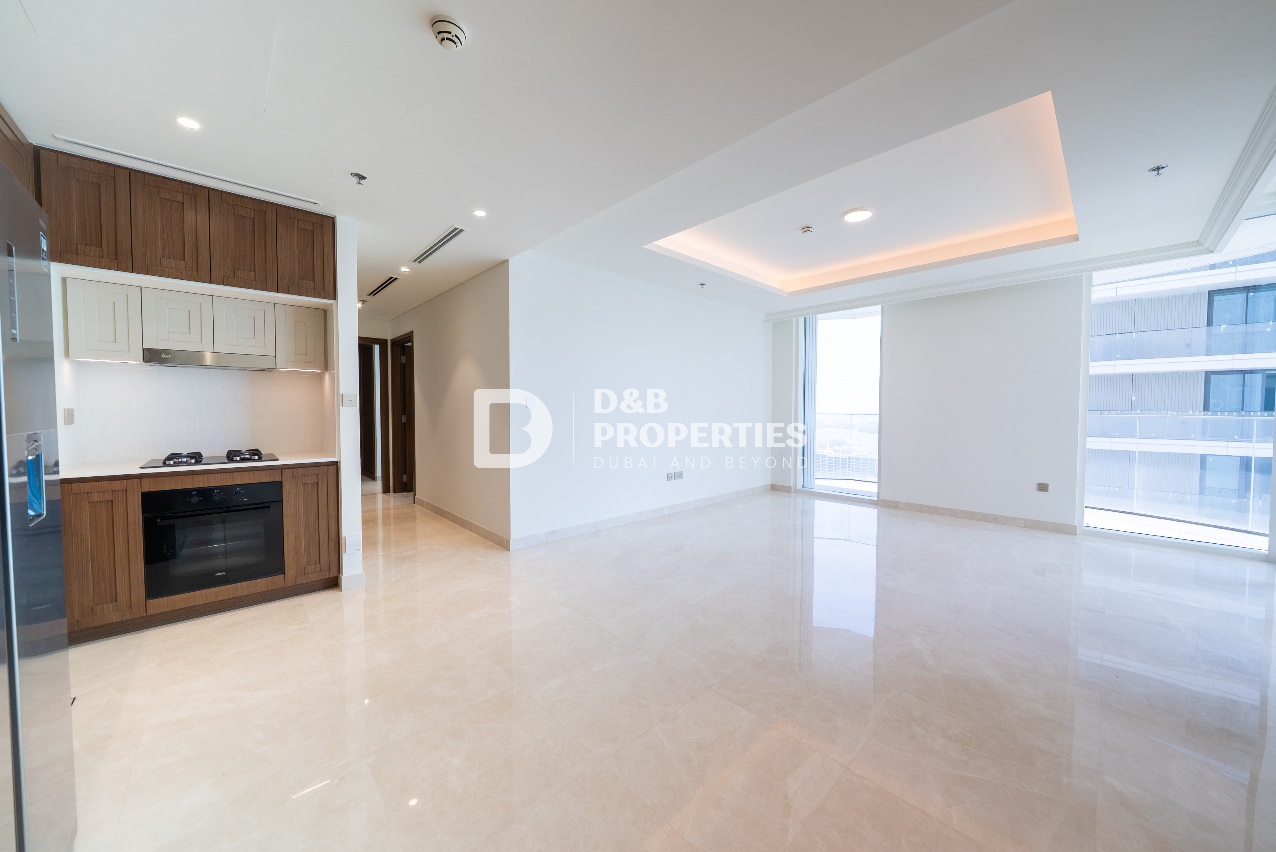 Luxury Waterfront Living | 2 Bedroom | Palm View