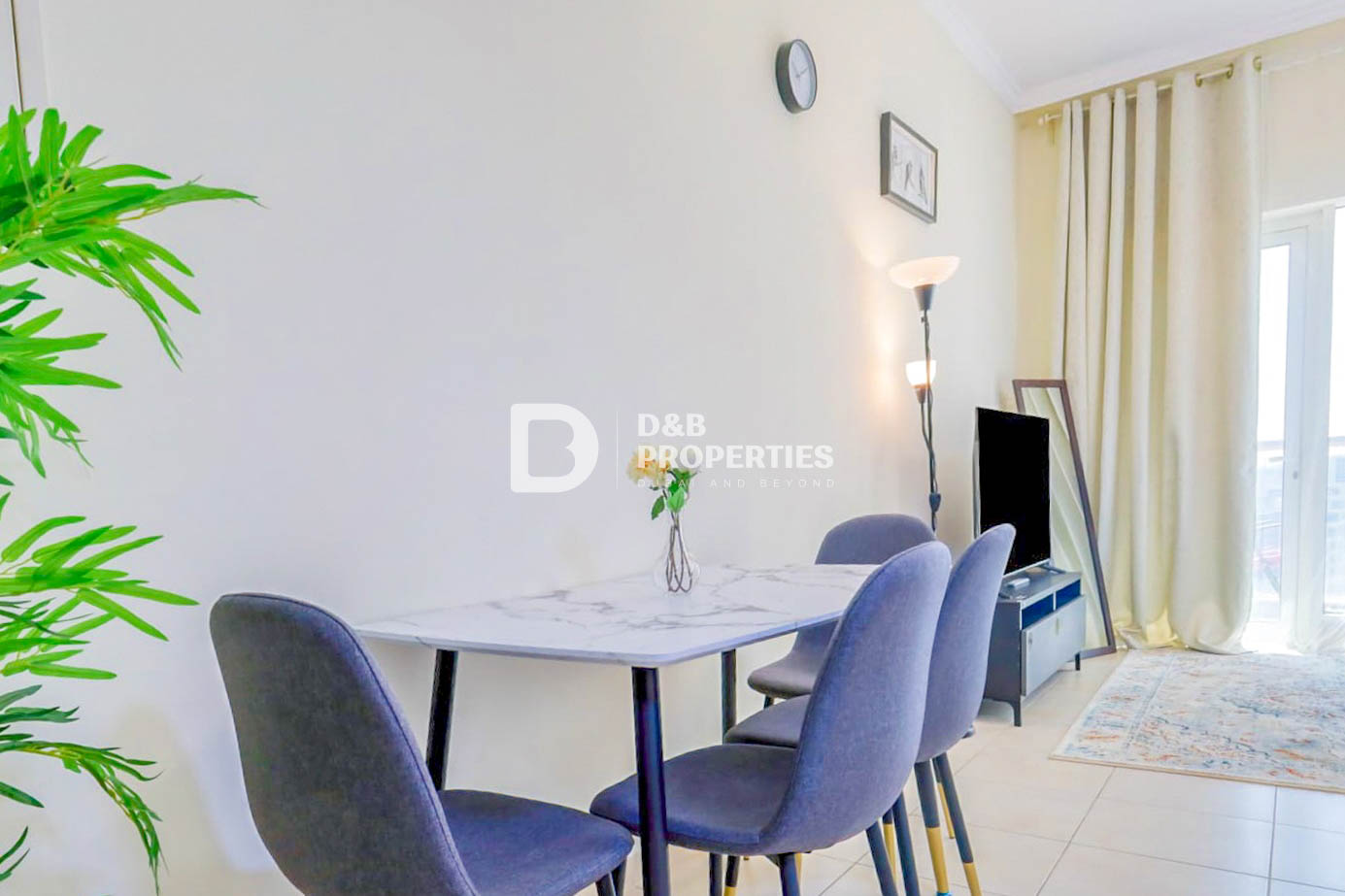 Upgraded Studio | Fully Furnished | Vacant