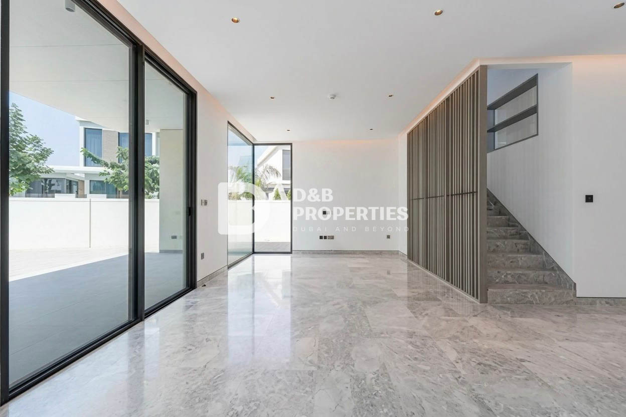 Corner Unit | Huge Garden Space | 5BR | Harmony