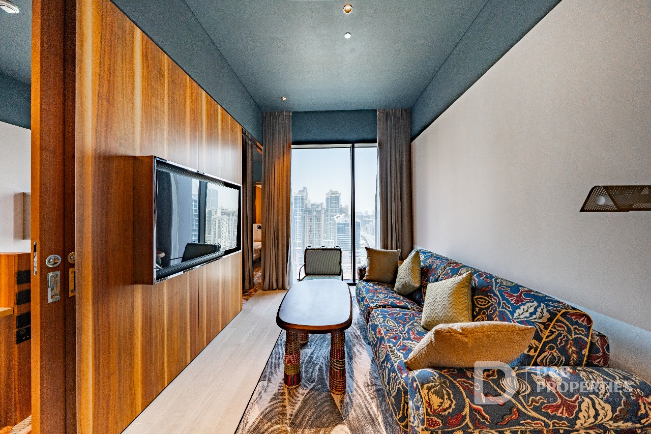 BURJ KHALIFA VIEW | FURNISHED | READY TO MOVE