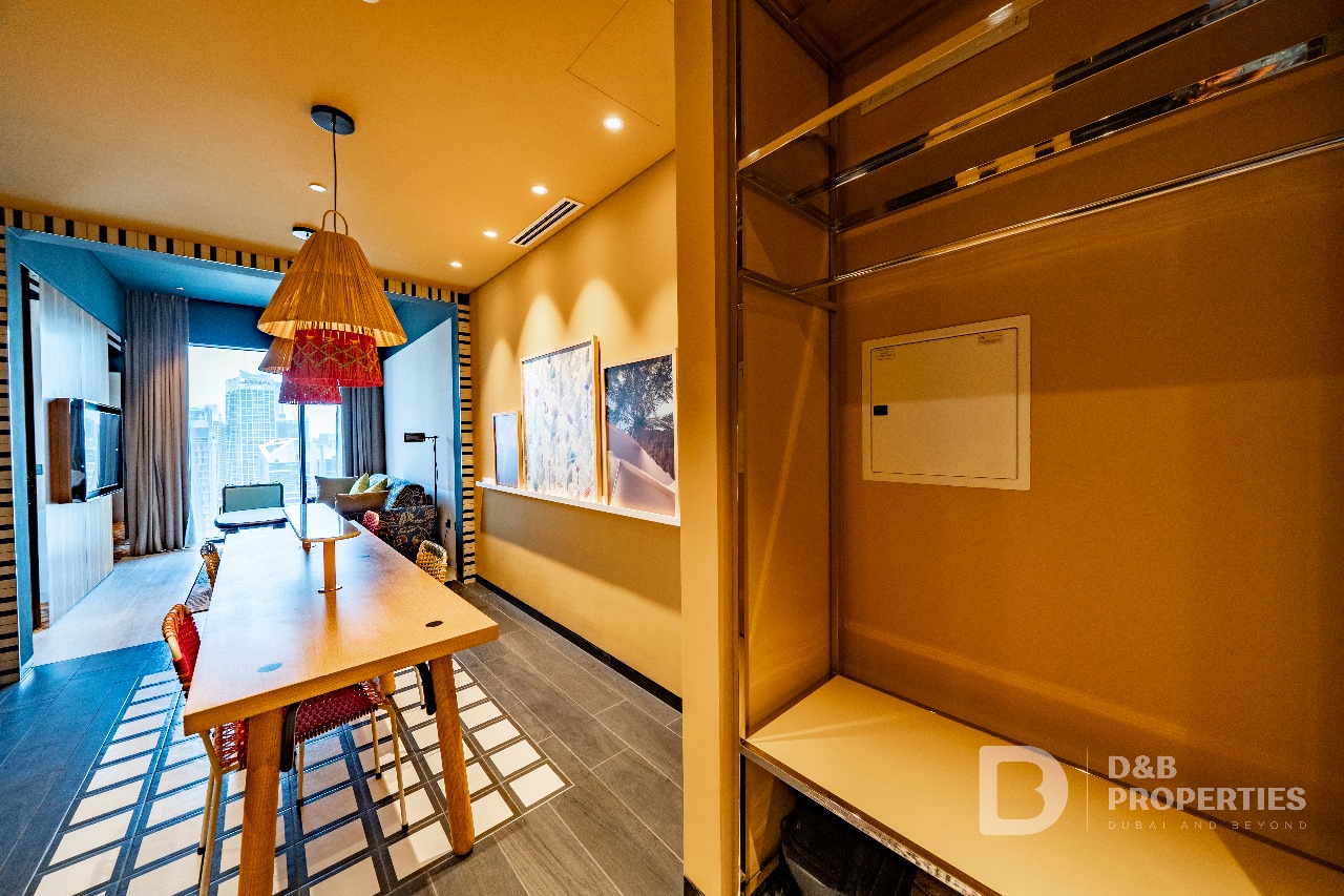 BURJ KHALIFA VIEW | FURNISHED | READY TO MOVE
